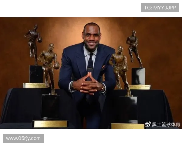 魔兽退役回顾:3次DPOY巨星巅峰时可单换詹姆斯 魔兽退役回顾:3次DPOY巨星巅峰时可单换詹姆斯